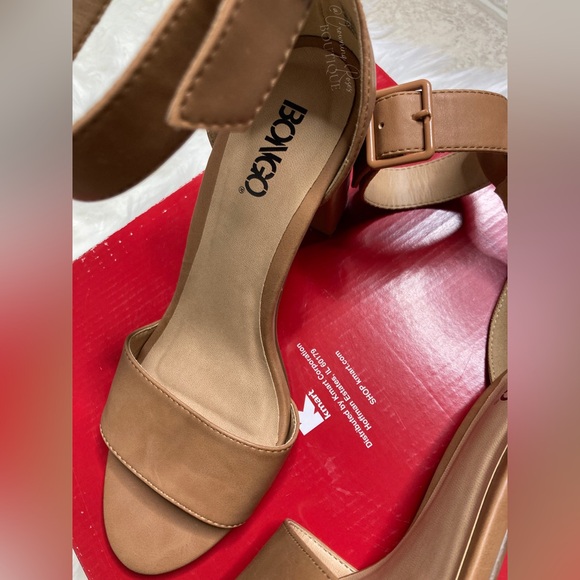 Size 8.5 Women’s Brown Bongo Strappy Pump w Ankle Buckle, Mid Height Chunky Heel - Picture 3 of 15